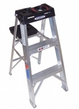 WERNER STEP LADDER 3-STEP #373
